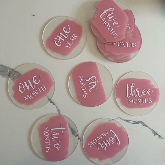 Milestone discs pick 12 months - Picture 1 of 1